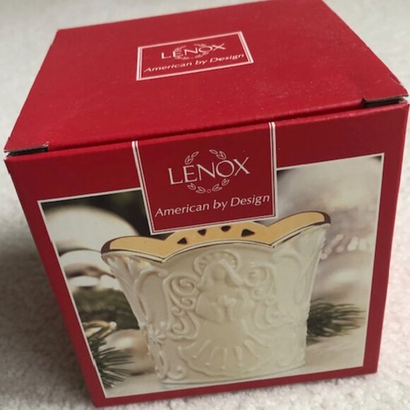 SALE 2 for $26 / 3 for $33 - Lenox Merry Lights Angel Votive with Scalloped Top - Picture 1 of 8